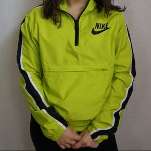 ✘ NEON GREEN NIKE WINDBREAKER ✘